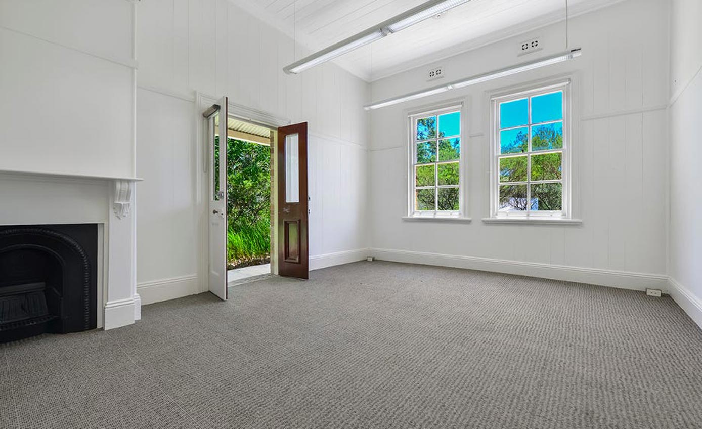 Inside Suite 4 Building 58 Gunshot Alley Suakin Drive Mosman Headland Park 1388X848